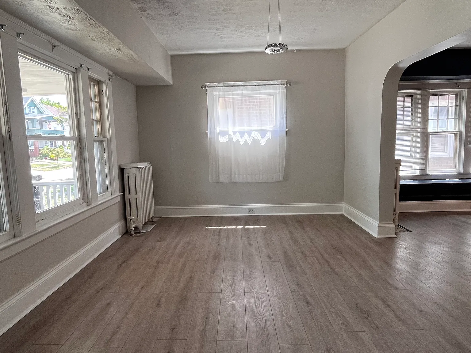 3 bed, 1593 sqft, $1,495 — Photo 3