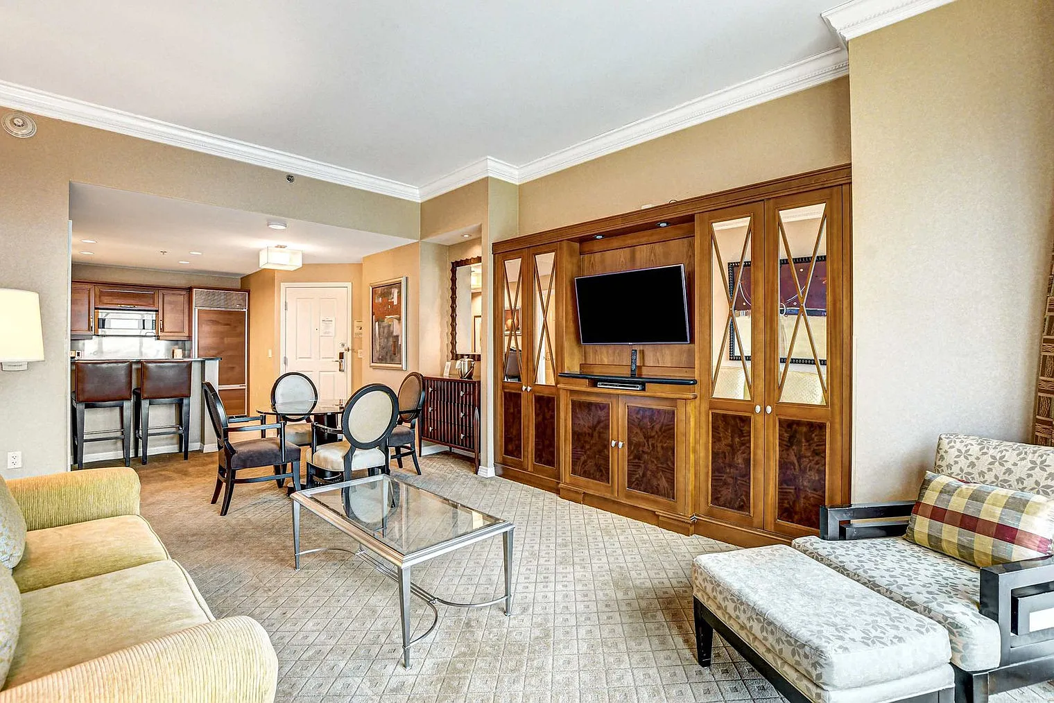 Studio, 1.0 bath, 548 sqft, $5,990 — Photo 3