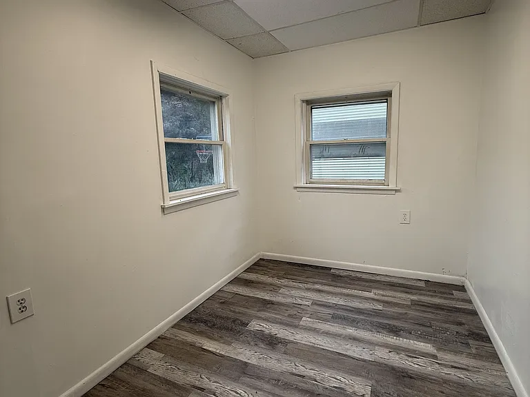 292 Catherine St #2 — Photo 8