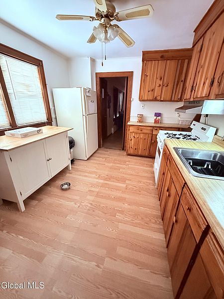 2nd image of 11 Miller Avenue
