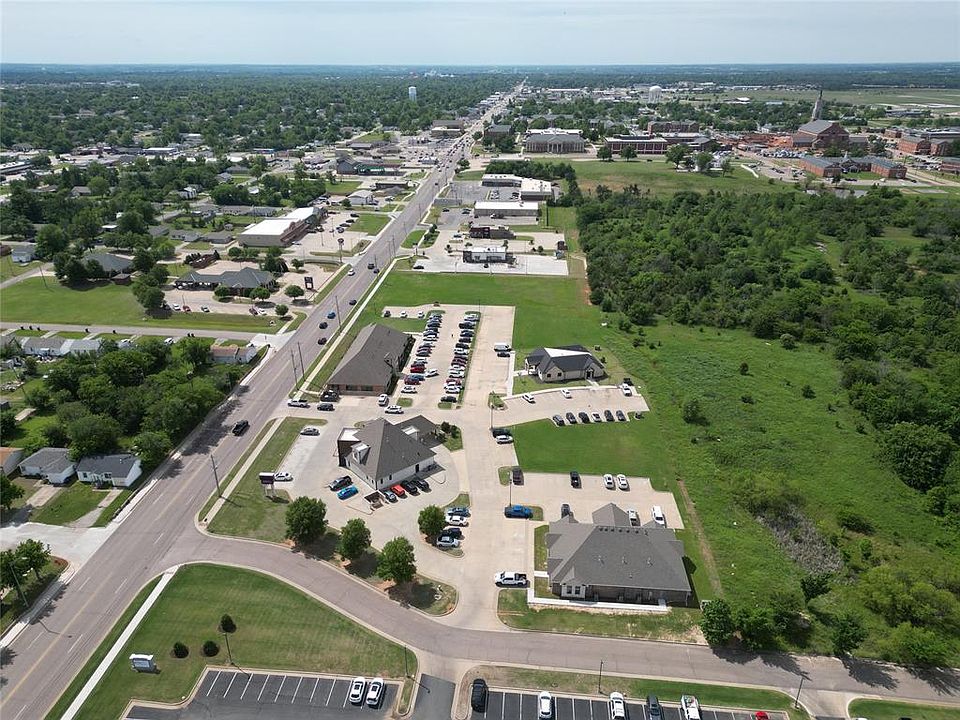 2nd image of 3300 N Kickapoo St Lot 4