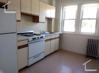 30 Medfield St #MR5, Boston, MA 02215