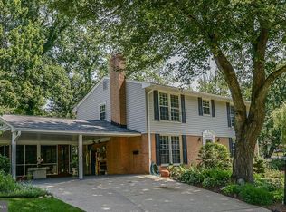 7520 Dolce Dr, Annandale, VA 22003