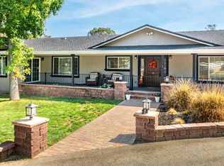 129 Perry Ranch Rd, Auburn, CA 95603
