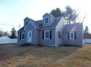 18 Bellview Rd, Troy, NY 12180