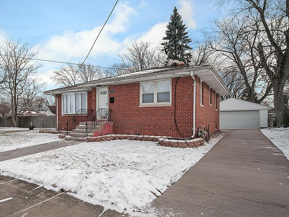 3rd image of 3730 176th St