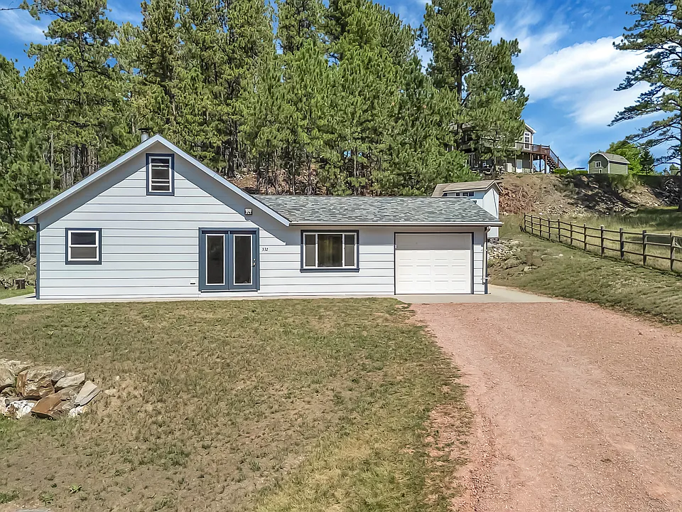 322 Forest Ave