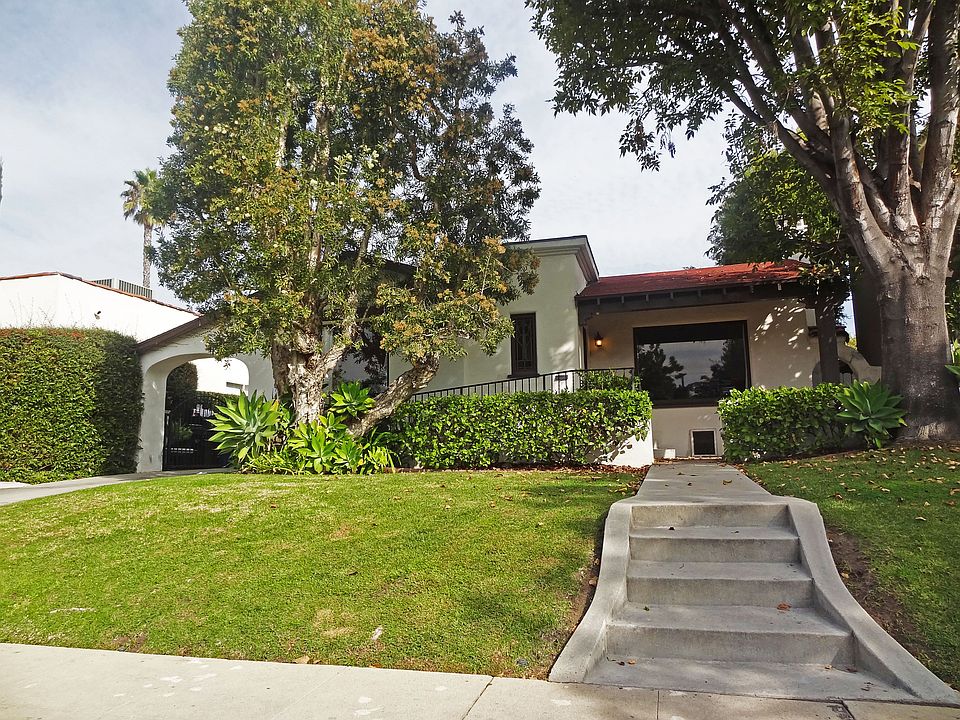 1st image of 2356 Parnell Ave