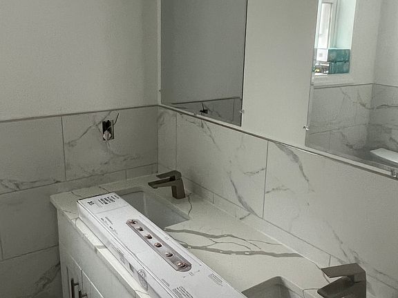 2nd image of 151 Wardwell Ave Floor 1