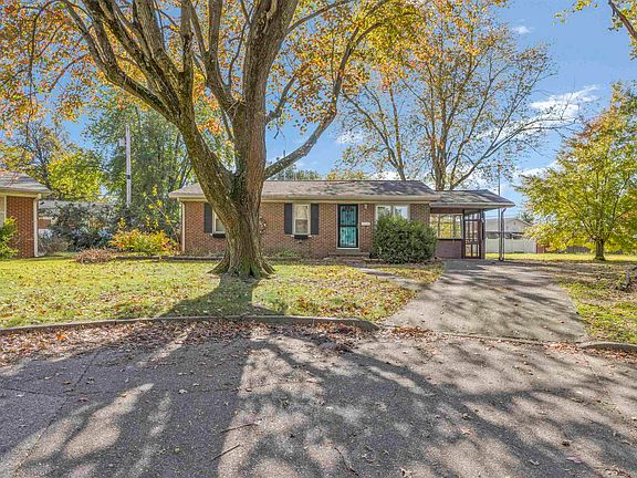 2nd image of 2013 Dianne Ct