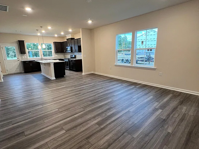 872 Falls Grove Trl — Photo 5