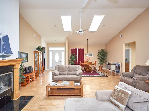 5th image of 12926 Cedarbrook Ln