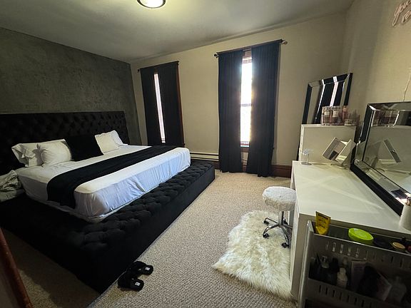 4th image of 1540 Central Ave #2N