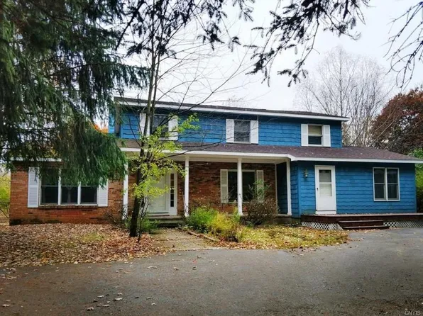 2399 Meadow Ln, Hamilton, NY 13346