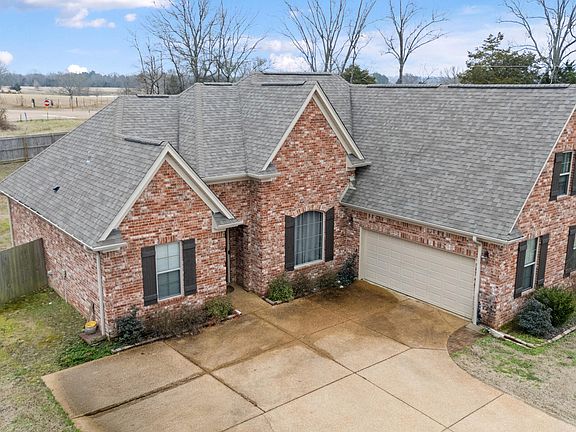 4th image of 214 Eagle View Dr