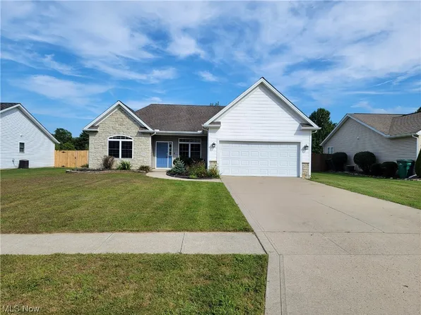 525 Sawmill Ln, Geneva, OH 44041