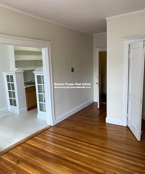 1111 Boylston St #49 — Photo 2