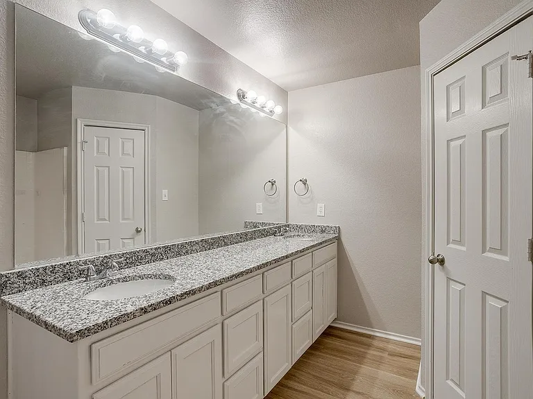 2616 Castle Rd — Photo 8
