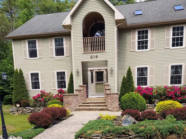 616 County Road 24, Corinth, NY 12822