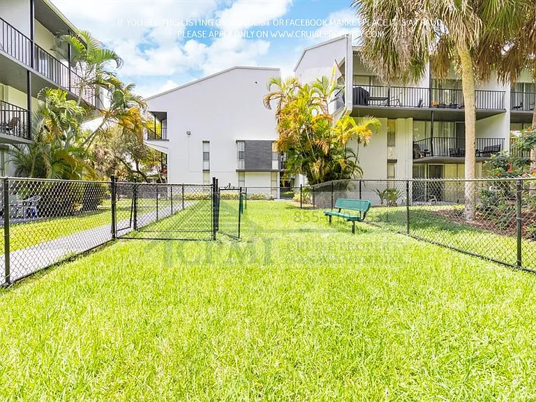 2930 Forest Hills Blvd — Photo 15