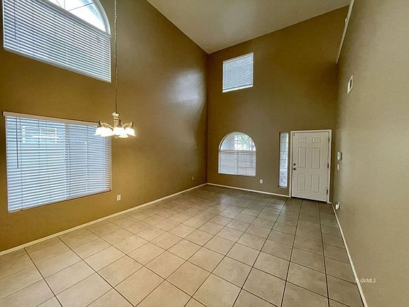 5th image of 1551 E Hobble Creek Dr