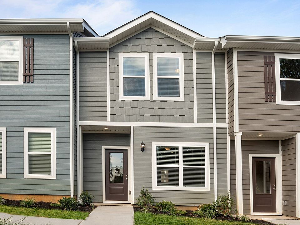 1st image of 102 Ofner Dr