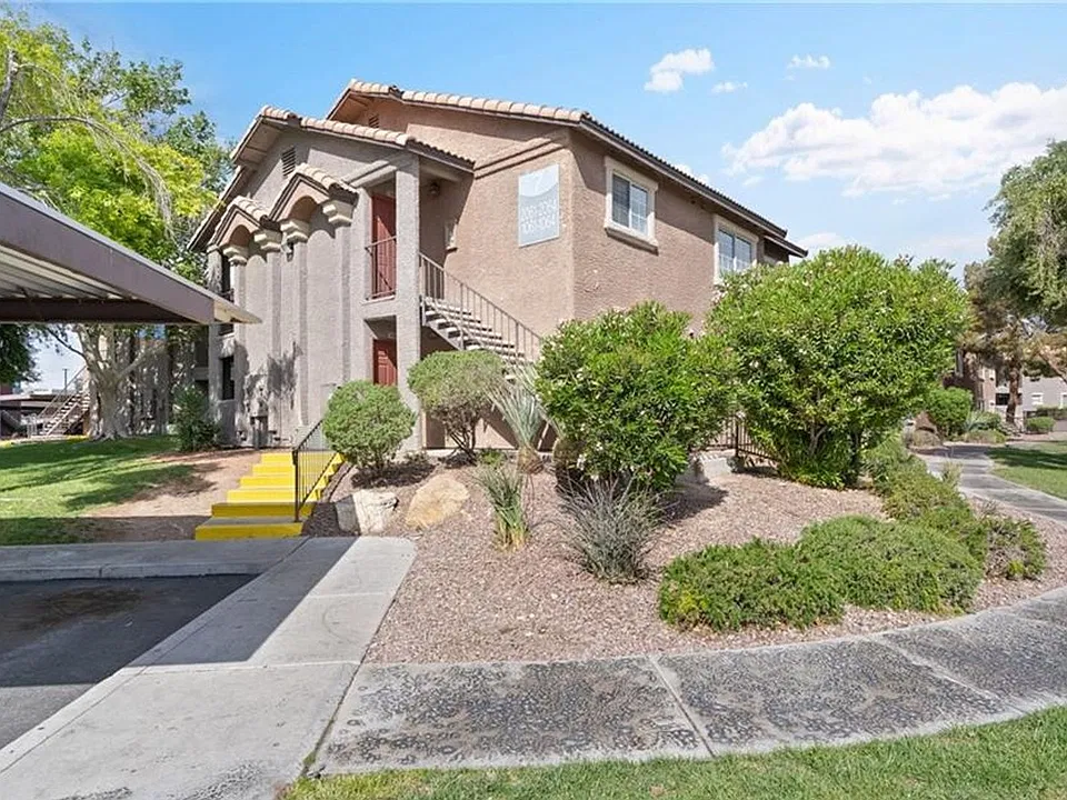 2750 S Durango Dr #2061
