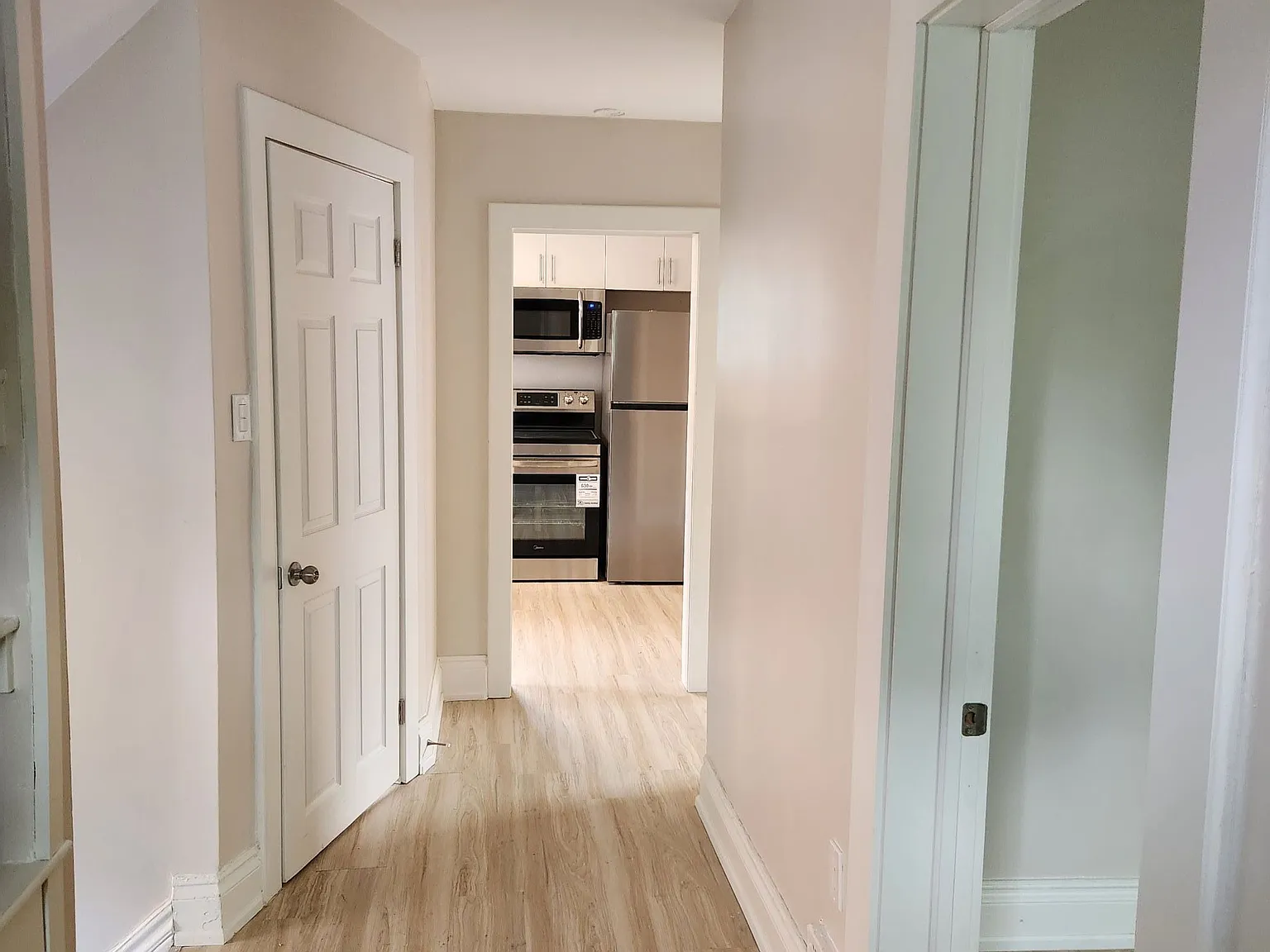 2 bed, $2,500 — Photo 4