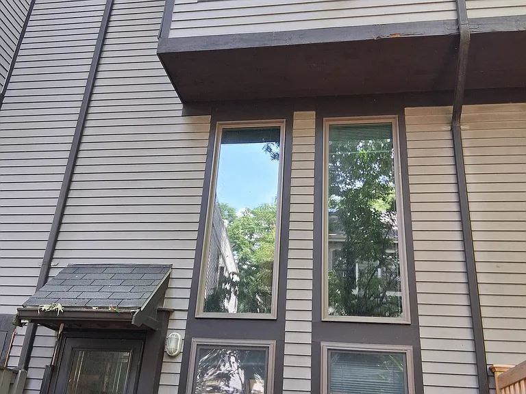 45D Museum St — Photo 29