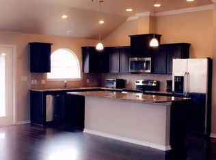 2934 Besterio Dr, Corpus Christi, TX 78415
