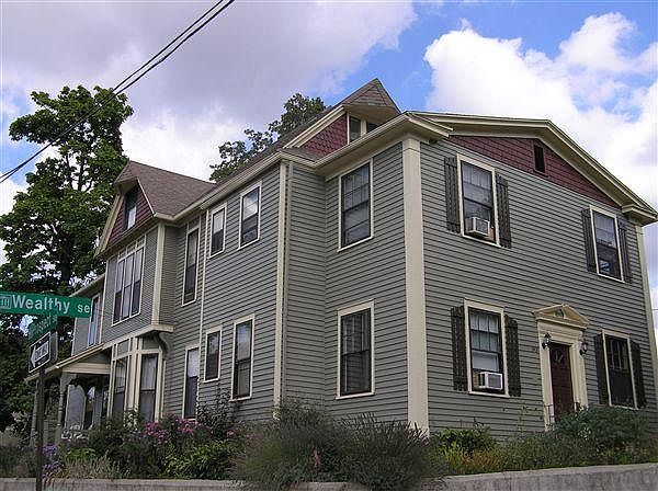 View from Prospect Ave. SE and Wealthy St. SE