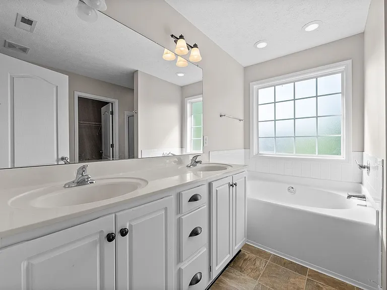2872 Sharpie Dr — Photo 17