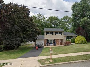 11 Dover St, Jackson, NJ 08527