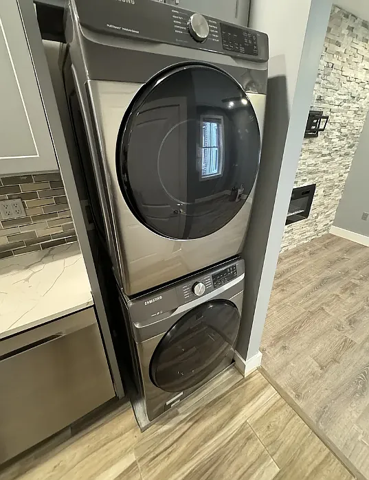 2 bed, 9999 sqft, $3,000 — Photo 3