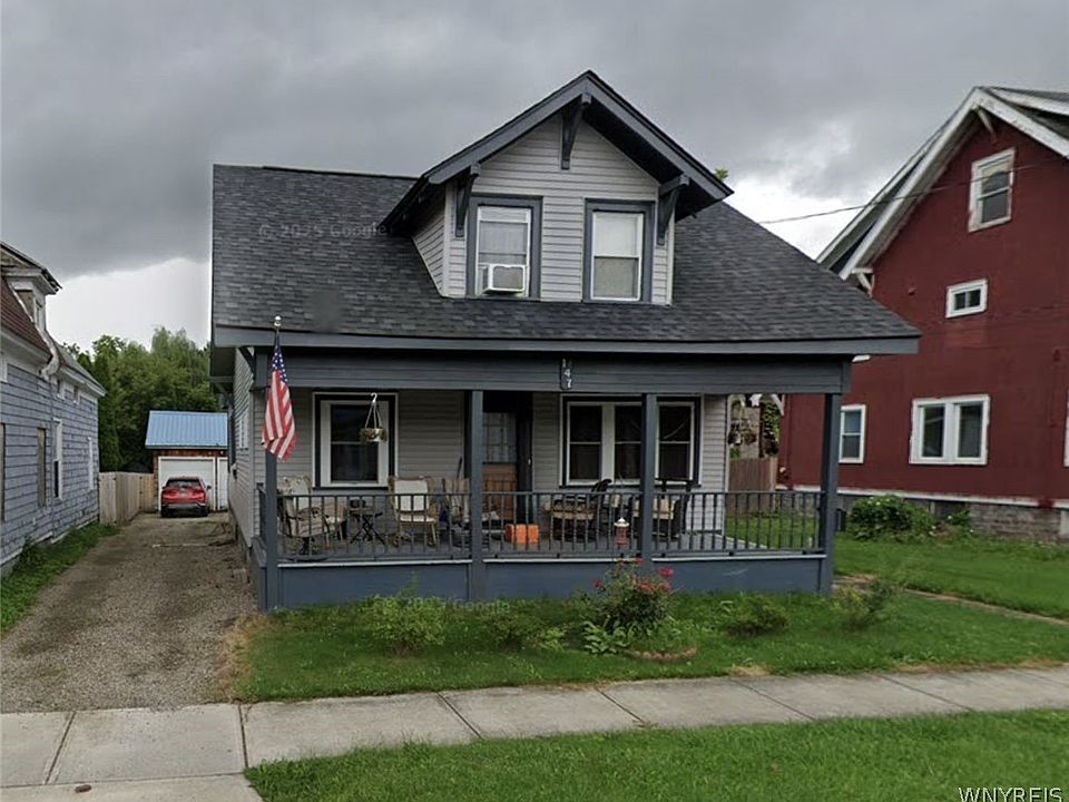 1st image of 147 Center St