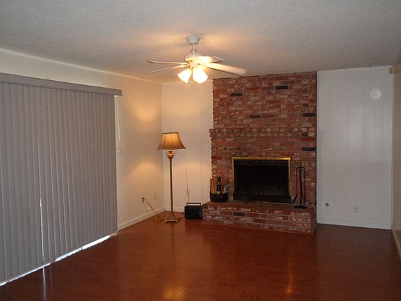5th image of 2590 W Acacia Ave