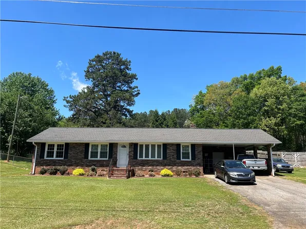 307 Catawba Cir, Seneca, SC 29672