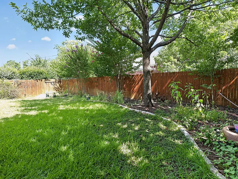 15324 Interlachen Dr — Photo 37
