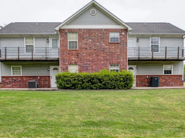 806 W Tahlequah St APT C, Siloam Springs, AR 72761