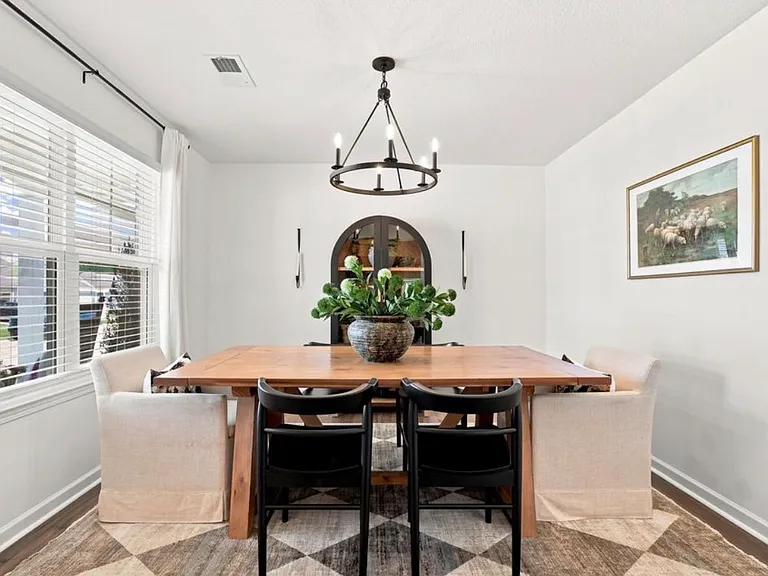 1041 Persimmon Ln — Photo 11