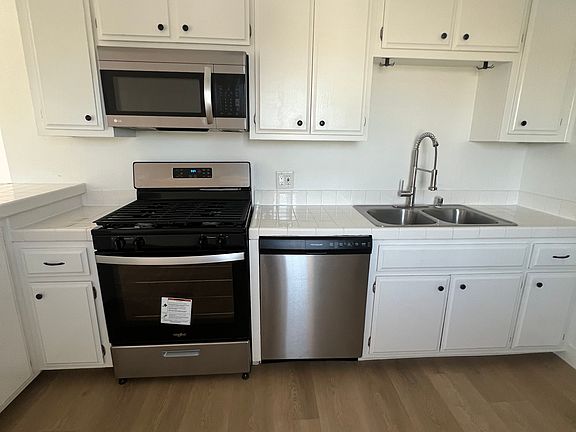 2nd image of 1826 12th St APT 5