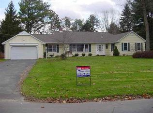 16 Thorndale Rd, Slingerlands, NY 12159