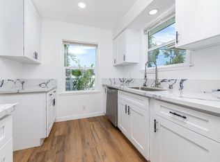 5816 Kester Ave #5816, Van Nuys, CA 91411