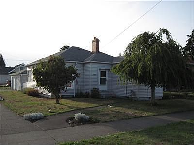 1st image of 1106 Pioneer St