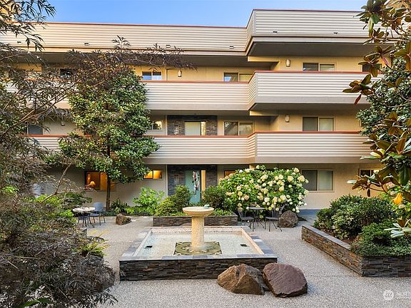 3rd image of 9951 Lake Washington Boulevard NE #13