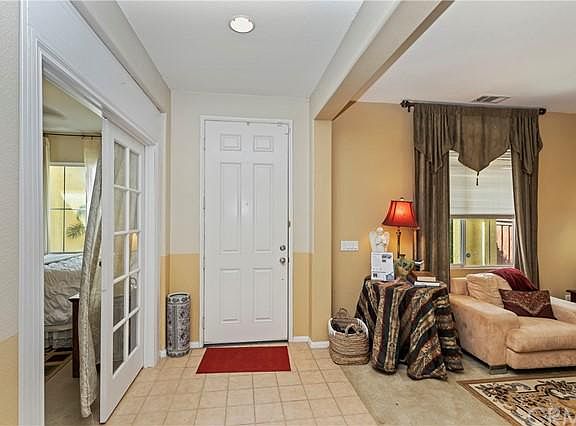 5th image of 535 Wamblee Ln