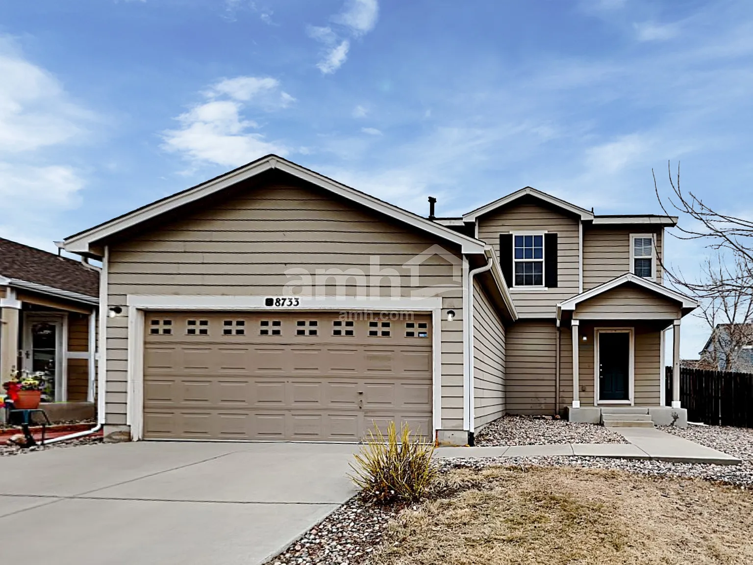 3 bed, 2.5 bath, 1354 sqft, $2,185 — Photo 1