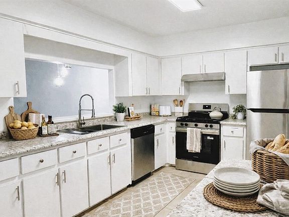 2nd image of 2348 Isle Royale Ct SE