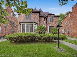18085 Warrington Dr, Detroit, MI 48221