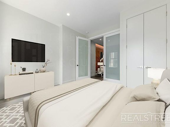 5th image of 481 Hicks St #2L
